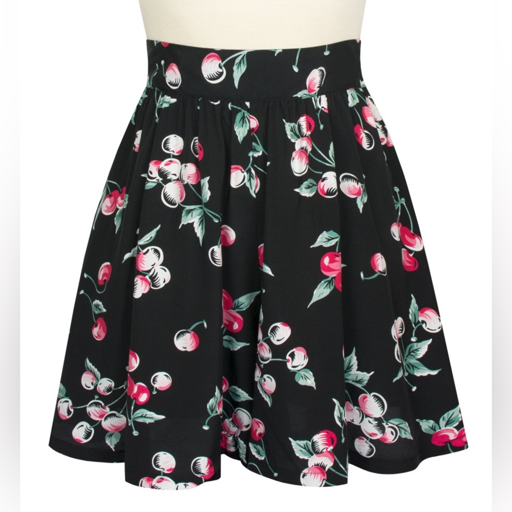 Trashy Diva Cherries Shorts size 8